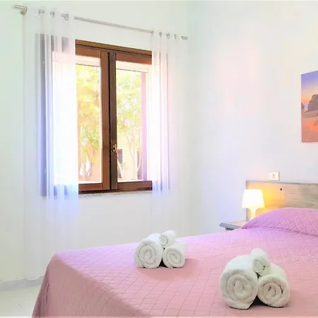 Casa Lavanda - Villaggio Galanu Vakantiehuis