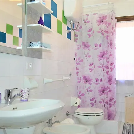 Casa Lavanda - Villaggio Galanu Vakantiehuis *